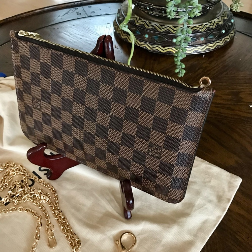 Sold!❤️ Louis Vuitton Neverfull Pouch Mm GM Damier Ebene w/Crossbody Hardware - Picture 2 of 16